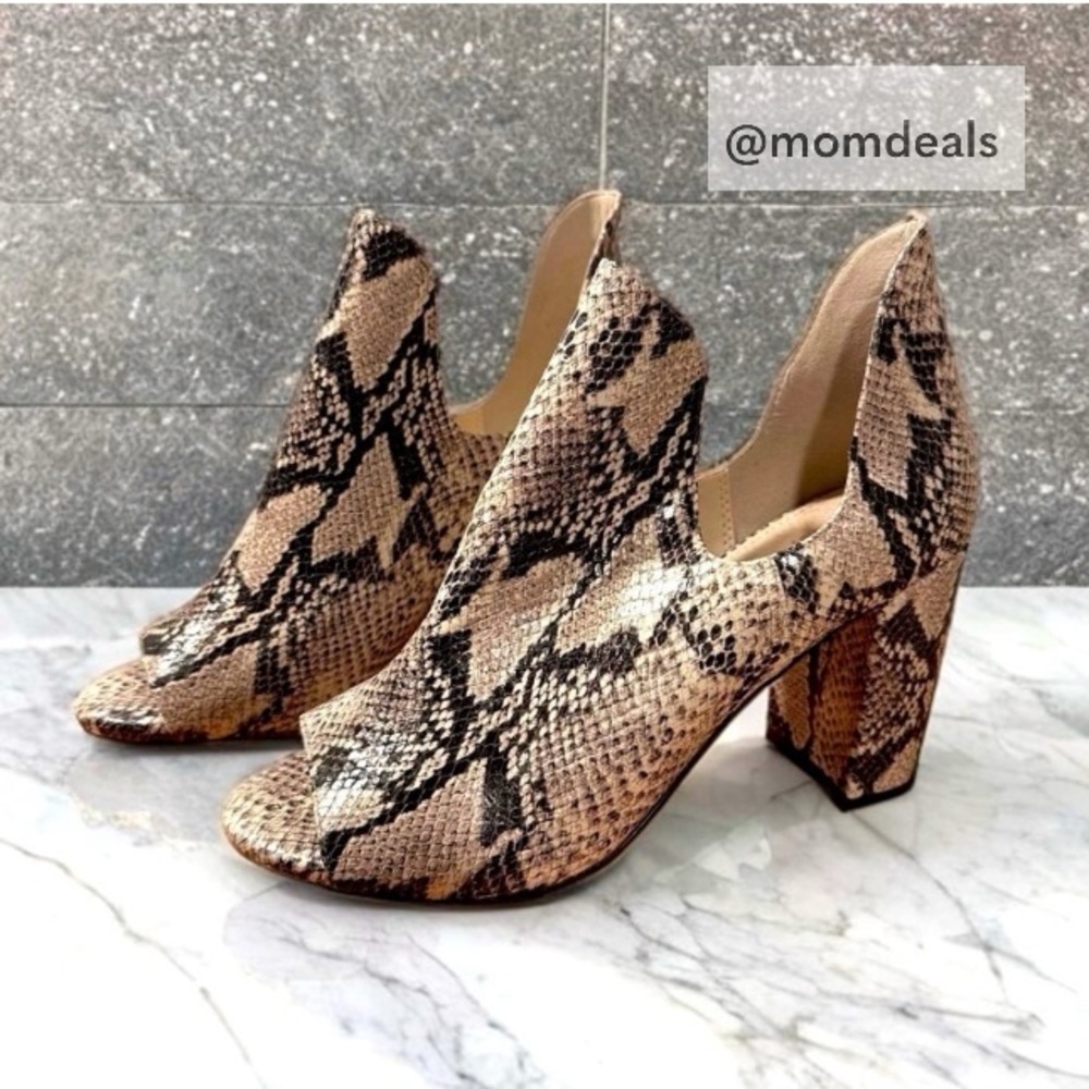 Cole Haan Electa Roccia Snake Leather Bootie Shoes Peep Toe Python 9B EUC - Picture 2 of 16